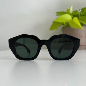Burberry Geometic Sunglasses